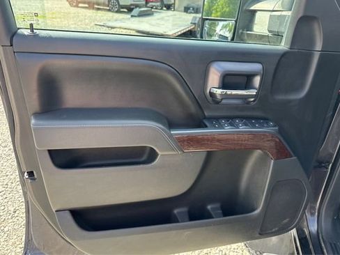 Used 2015 GMC Sierra 1500 SLE AWD/4WD image 19