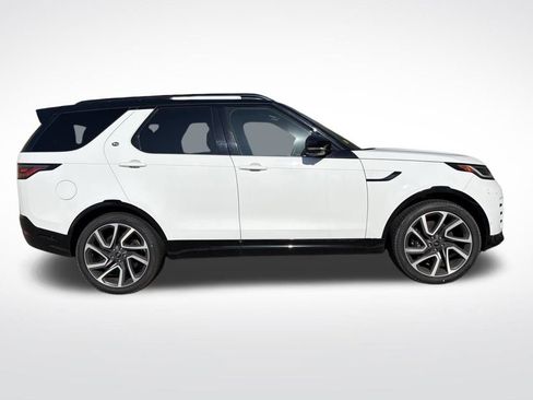 Certified 2024 Land Rover Discovery Metropolitan Edition AWD/4WD image 5