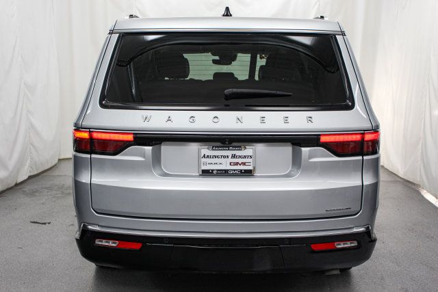 Used 2024 Jeep Wagoneer L Series II w/ Flexible Seating Group RWD image 9