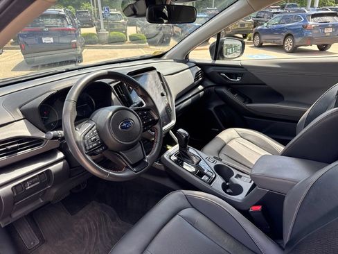 Used 2024 Subaru Crosstrek 2.5i Limited AWD/4WD image 9