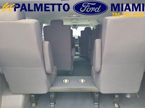 Used 2023 Ford Transit 350 XLT RWD image 9
