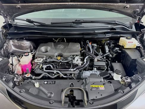 Used 2021 Toyota Sienna XSE image 45