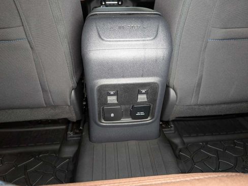 Used 2023 Ford Bronco Outer Banks AWD/4WD image 20