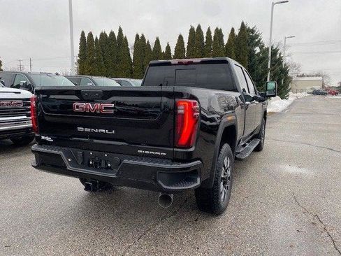 New 2026 GMC Sierra 2500 Denali w/ Denali Reserve Package image 6