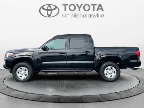 Used 2023 Toyota Tacoma SR AWD/4WD image 3