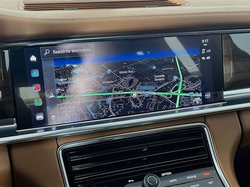 Used 2023 Porsche Panamera Platinum Edition image 16