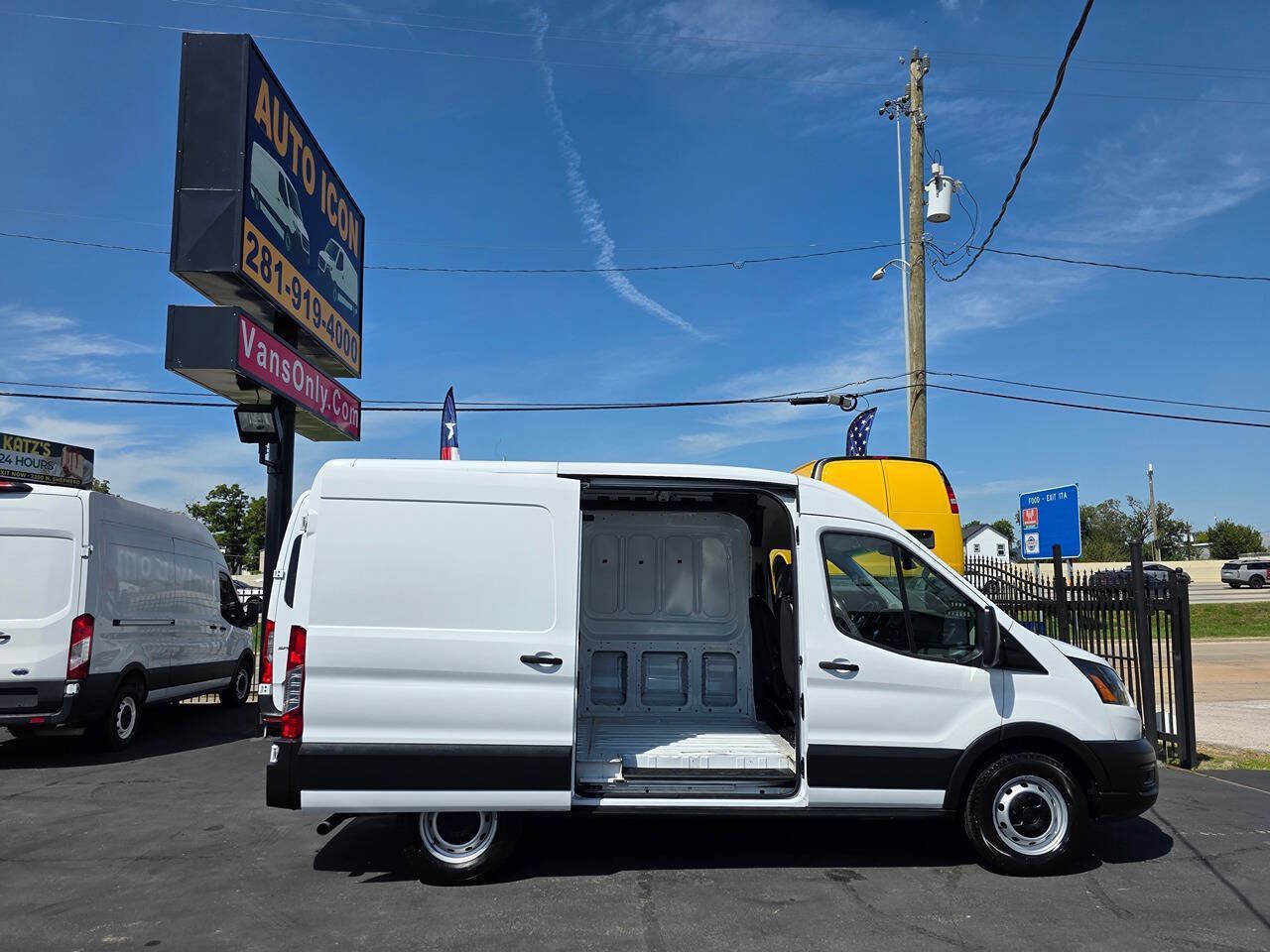 Used 2023 Ford Transit 150 Medium Roof RWD image 5