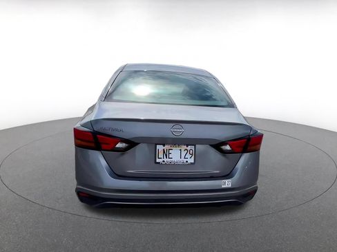 Used 2023 Nissan Altima 2.5 S FWD image 14