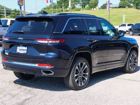 Used 2023 Jeep Grand Cherokee Overland AWD/4WD image 28