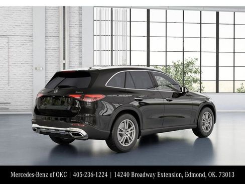Used 2026 Mercedes-Benz GLC 300 4MATIC image 21