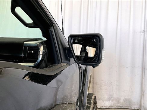 Used 2022 Ford F150 Lariat w/ Equipment Group 502A High image 11