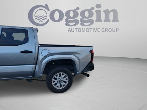 Used 2025 Toyota Tacoma SR RWD image 24