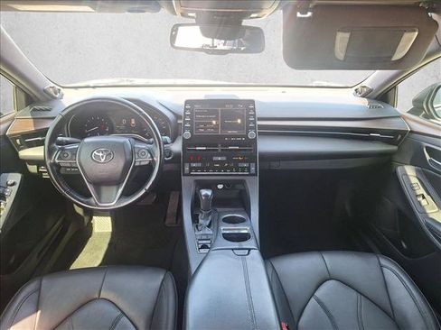 Used 2019 Toyota Avalon XLE w/ Carpet Mat Package FWD image 14