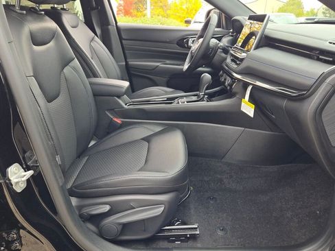 New 2026 Jeep Compass Latitude image 7