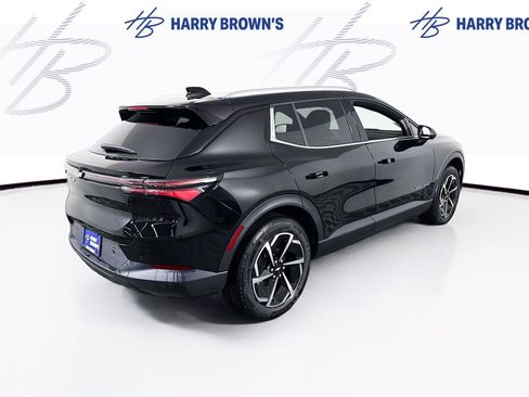New 2026 Chevrolet Equinox EV LT image 31