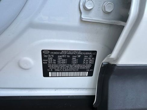 Used 2017 Hyundai Santa Fe Sport FWD image 34