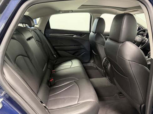 Used 2017 Buick LaCrosse Essence w/ Dynamic Driver Package FWD image 20