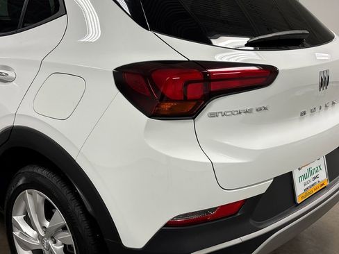 Used 2024 Buick Encore GX Preferred FWD image 15