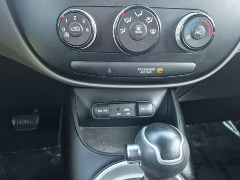 Used 2017 Kia Soul w/ Convenience Package image 14