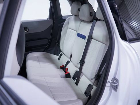 New 2026 MINI Cooper 4-Door Hardtop FWD image 10