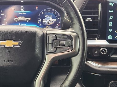Used 2024 Chevrolet Silverado 1500 LT image 29