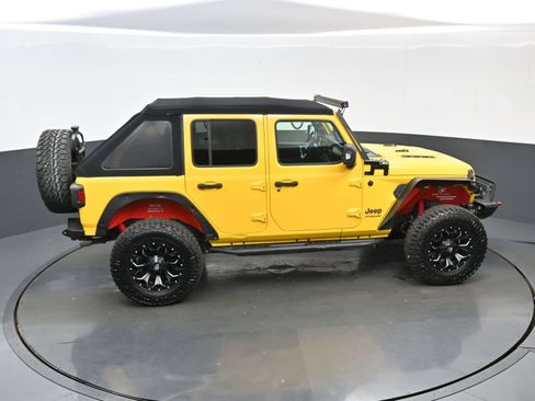 Used 2021 Jeep Wrangler Unlimited Rubicon AWD/4WD image 40