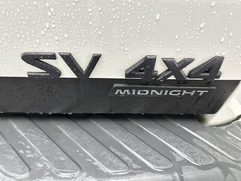 Used 2021 Nissan Frontier SV w/ Midnight Edition Floor Mats image 13