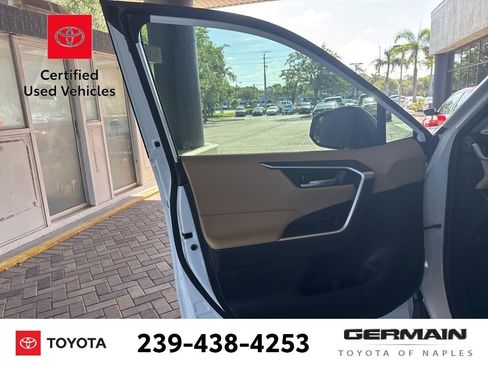 Used 2025 Toyota RAV4 XLE w/ Convenience Package AWD/4WD image 20