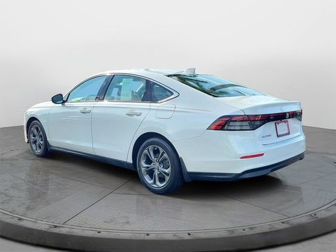 Certified 2023 Honda Accord EX image 4