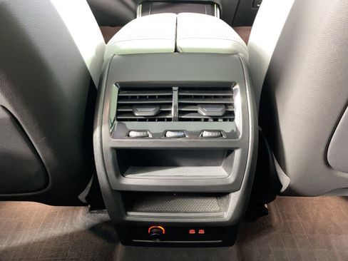 Certified 2024 BMW X5 xDrive40i w/ M Sport Package image 29