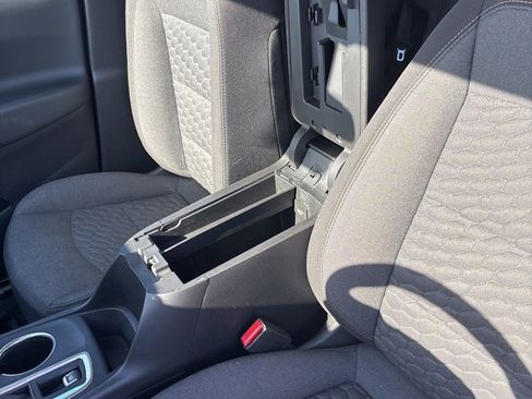 Used 2020 Chevrolet Equinox LT AWD/4WD image 18