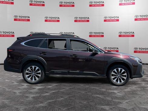 Used 2024 Subaru Outback Limited AWD/4WD image 4