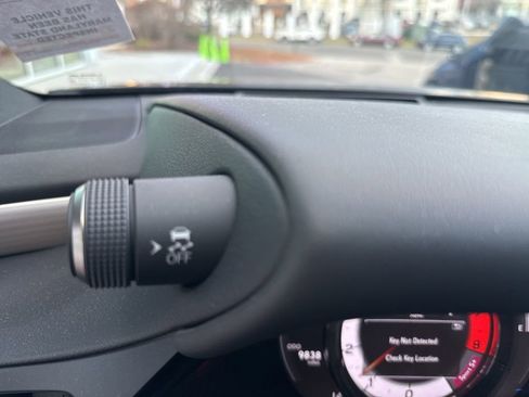 Certified 2025 Lexus ES 300h F Sport image 31