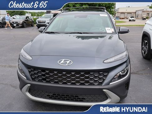Used 2022 Hyundai Kona SEL FWD image 8