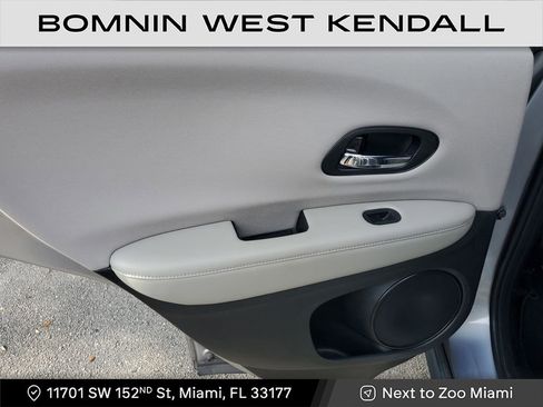 Used 2017 Honda HR-V LX image 19