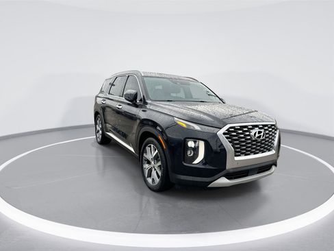 Used 2020 Hyundai Palisade SEL FWD image 2