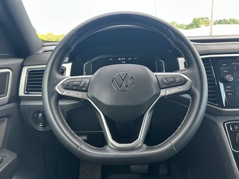 Used 2022 Volkswagen Atlas Cross Sport SE AWD/4WD image 17