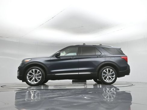 Used 2023 Ford Explorer Platinum AWD/4WD image 52