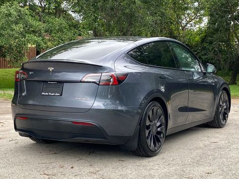 Used 2022 Tesla Model Y Performance AWD/4WD image 8