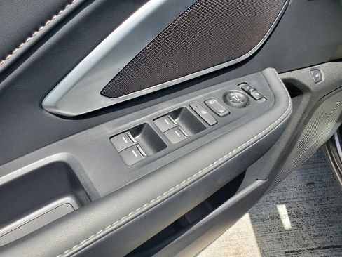 Certified 2025 Acura RDX SH-AWD image 19