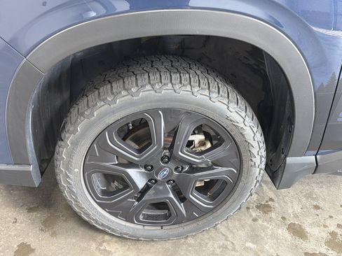 Used 2023 Subaru Ascent Onyx Edition AWD/4WD image 15