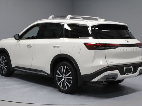 Used 2025 INFINITI QX60 Sensory AWD/4WD image 9