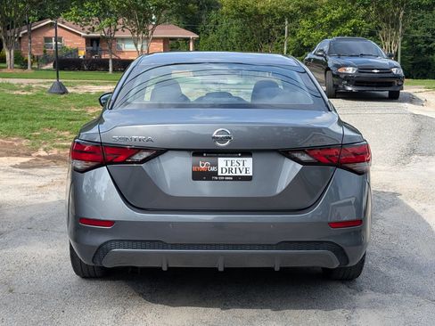 Used 2022 Nissan Sentra S FWD image 5