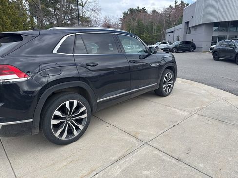 Used 2023 Volkswagen Atlas Cross Sport SEL Premium R-Line AWD/4WD image 3