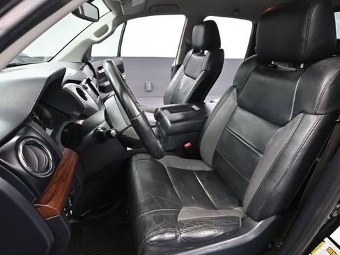 Used 2020 Toyota Tundra Limited AWD/4WD image 22