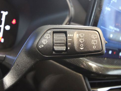 Used 2025 Ford Escape ST-Line Elite w/ Tech Pack #1 image 12