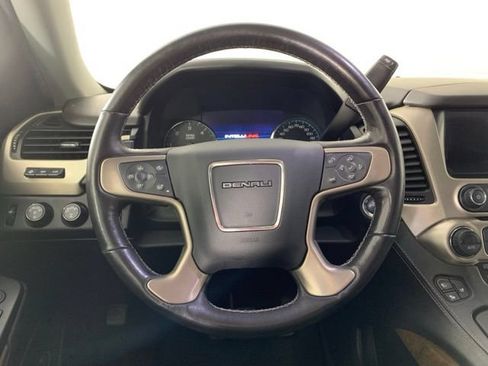 Used 2018 GMC Yukon XL Denali w/ Open Road Package AWD/4WD image 32