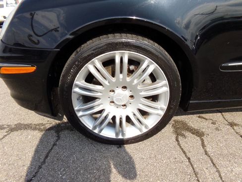 Used 2008 Mercedes-Benz E 350 4MATIC Sedan w/ Premium Pkg 1 image 33