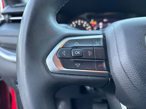 Used 2023 Jeep Compass Limited image 16