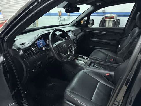 Used 2023 Honda Passport EX-L image 28